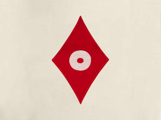 détail de la grande pochette  de voyage carreau, elle reprend le motif carreau pokerface phares du studio Ich&Kar.
