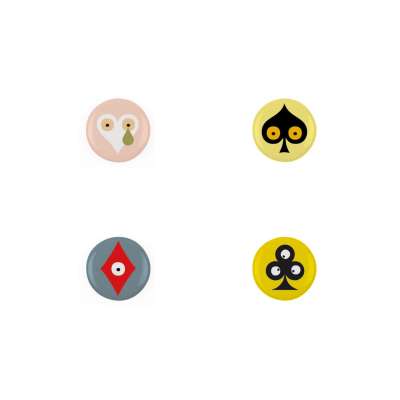 Quatre badges Pokerface dessiné par Ichetkar.
