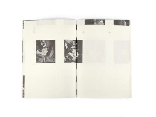 interieur de carnet graphique fabriqué à partir de macules, pages du livre Fric-frac des éditions cent pages